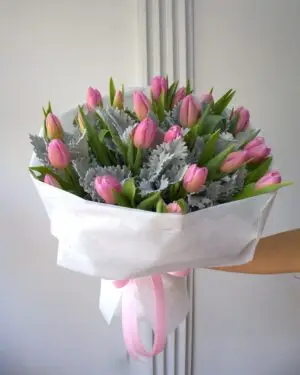 20 TULIPANES